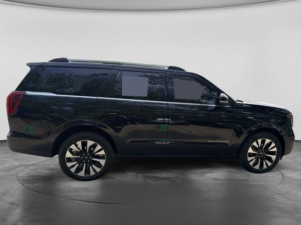 Used 2025 Ford Expedition Platinum w/ Driver's Package AWD/4WD image 11