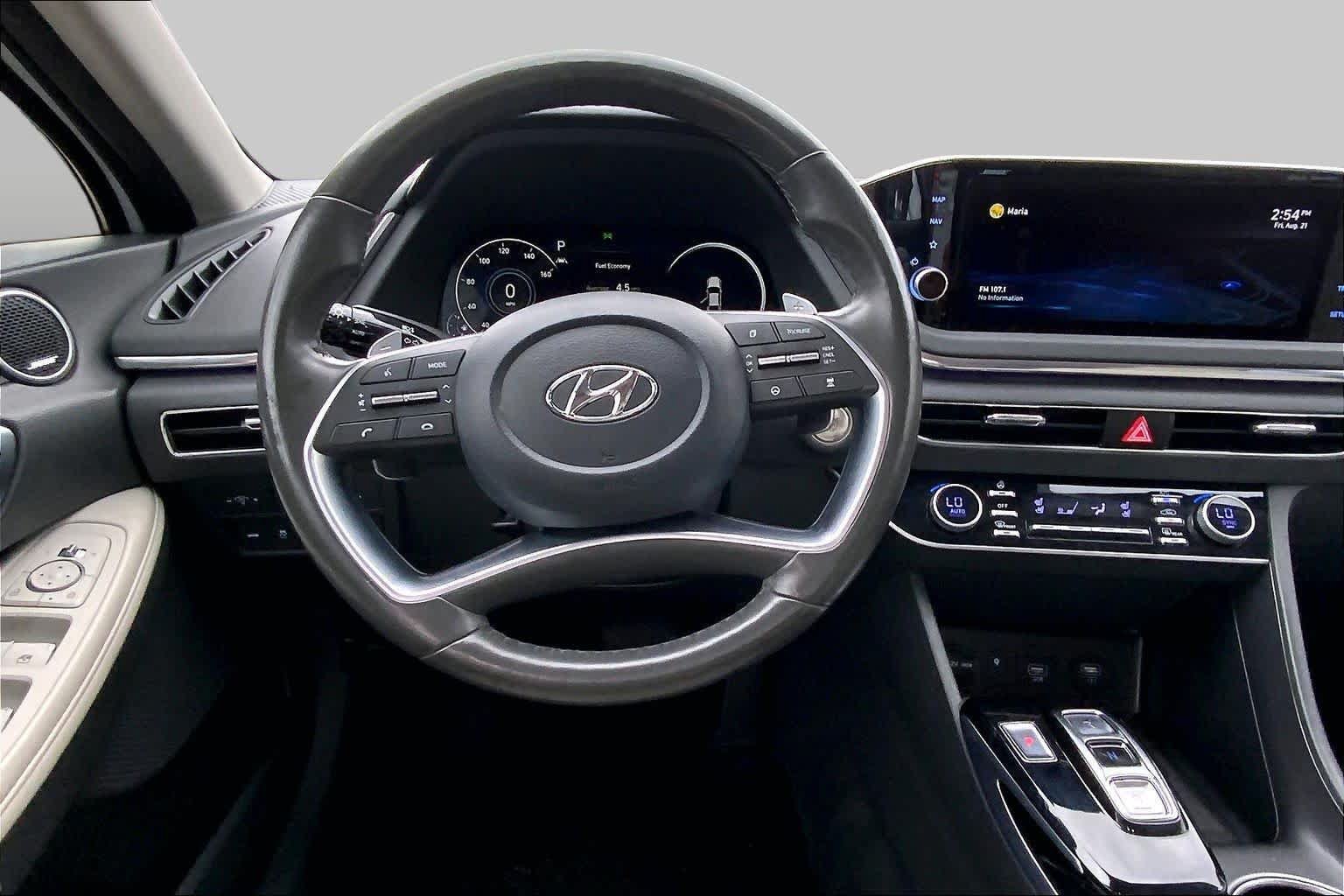 Used 2022 Hyundai Sonata Limited w/ Preferred Accessory Package FWD image 6