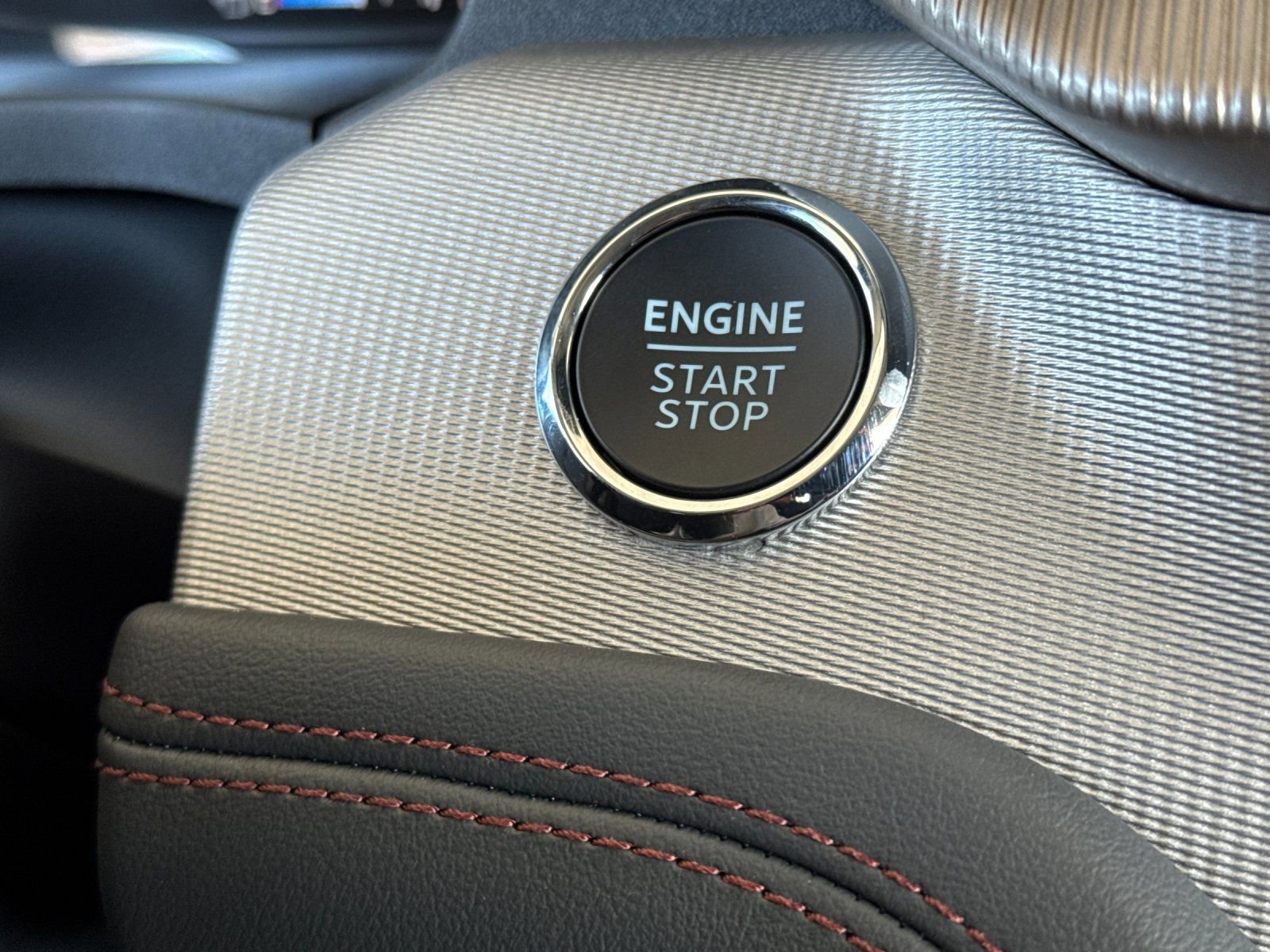 New 2026 Ford Explorer Active w/ Active Comfort Package image 24