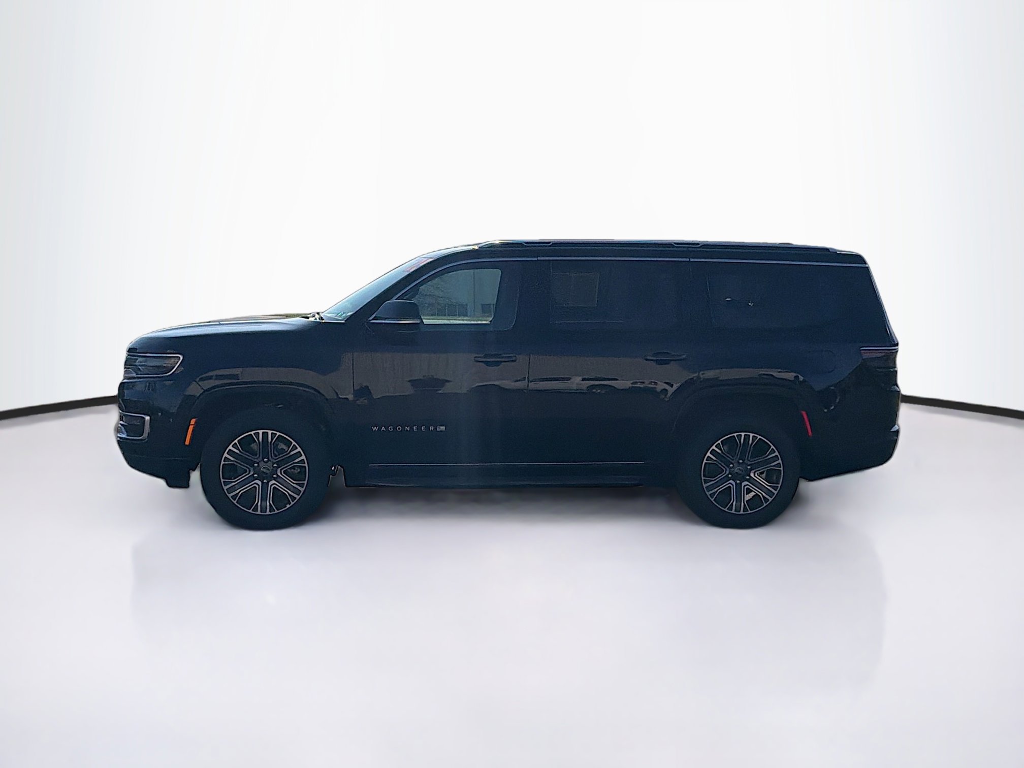 Used 2025 Jeep Wagoneer Series II image 5