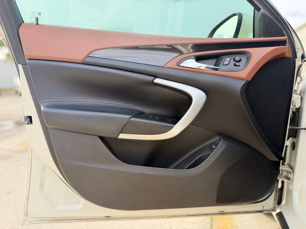 Used 2015 Buick Regal Premium FWD image 9