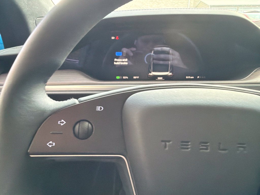 Used 2024 Tesla Model X AWD/4WD image 17