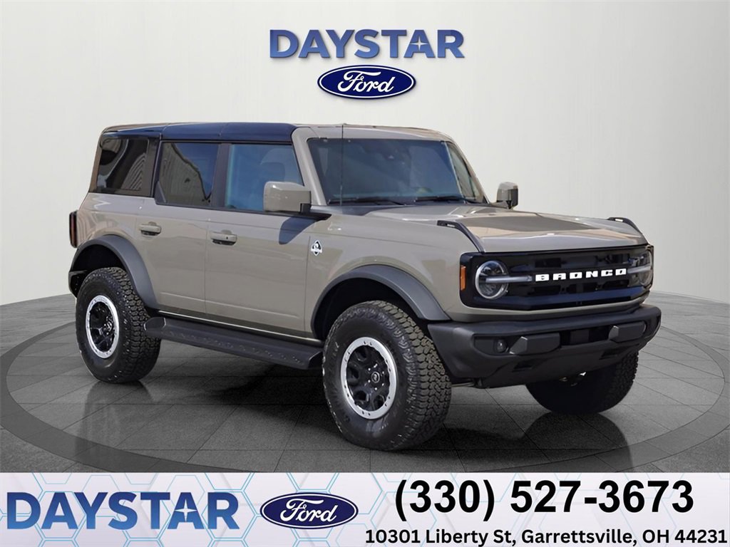New 2025 Ford Bronco Outer Banks video 1