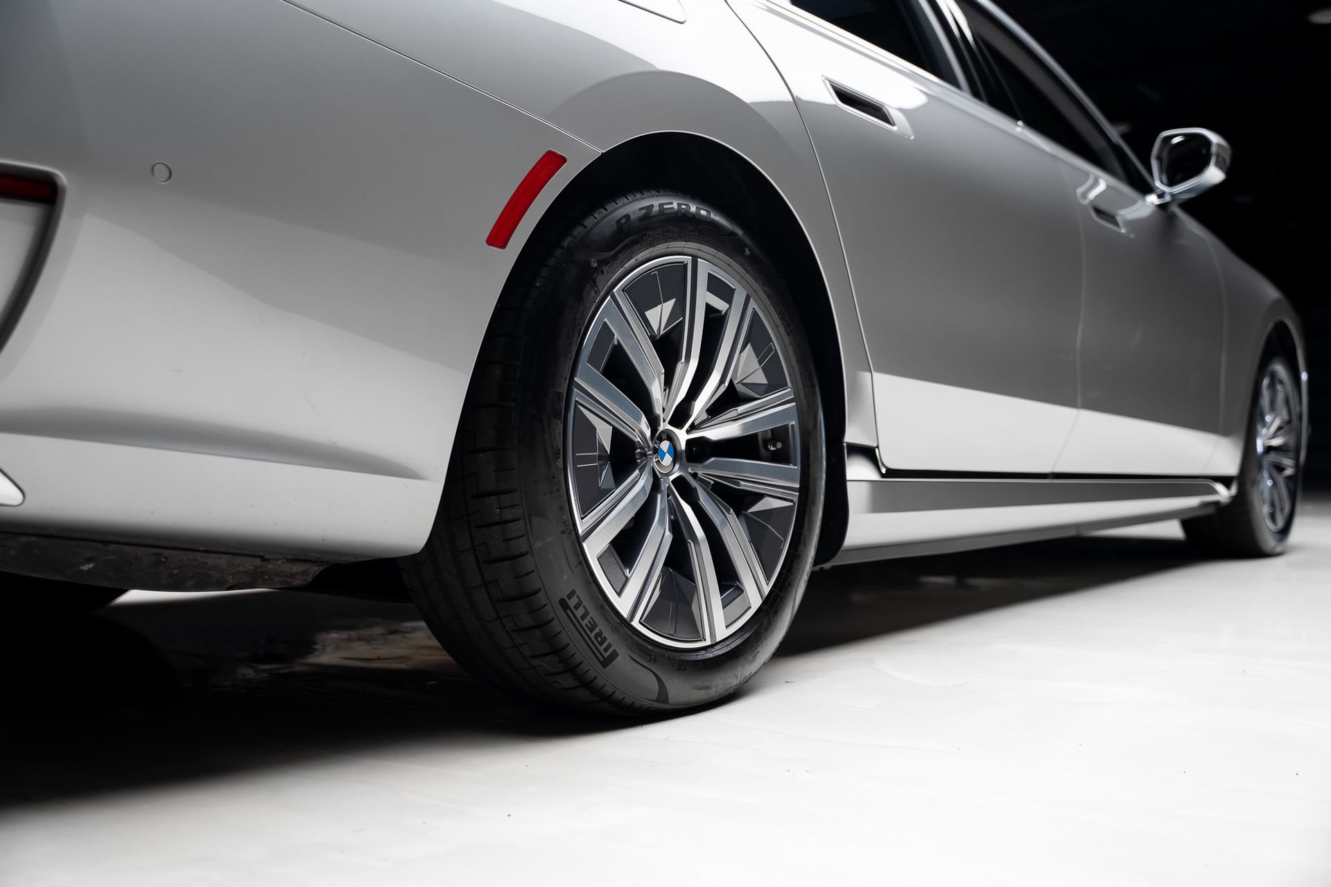 Used 2024 BMW i7 eDrive50 RWD image 78