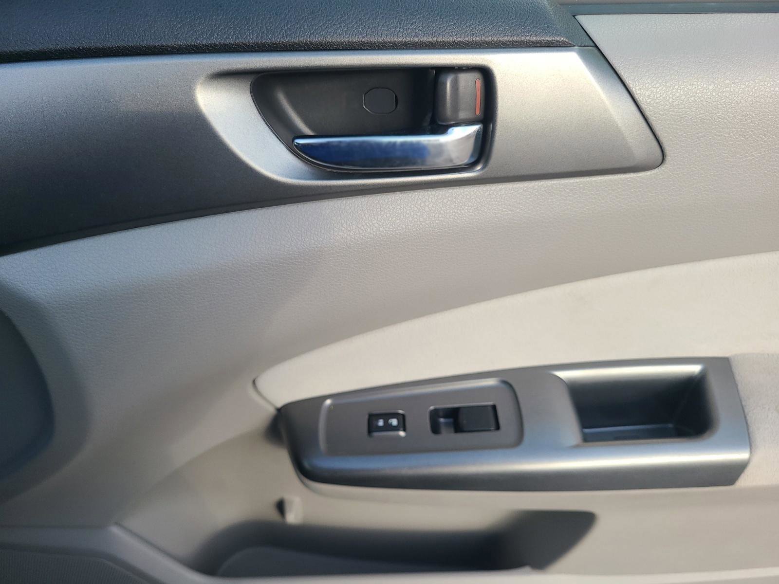 Used 2013 Subaru Forester 2.5X Limited image 22