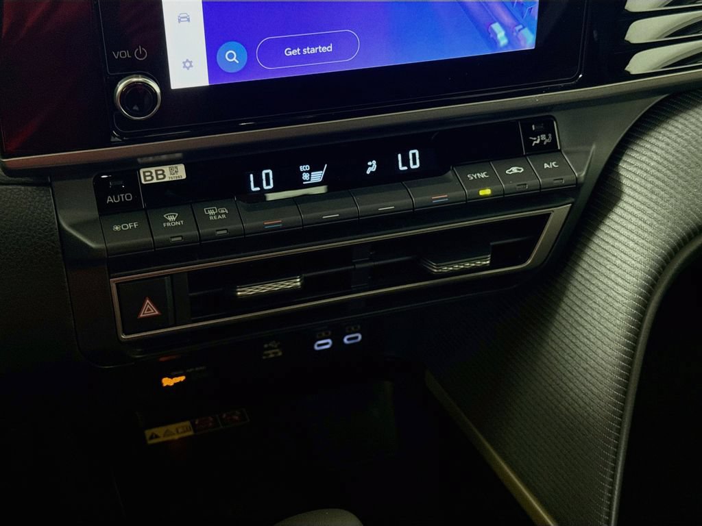 New 2026 Toyota Camry SE w/ Convenience Package FWD image 15