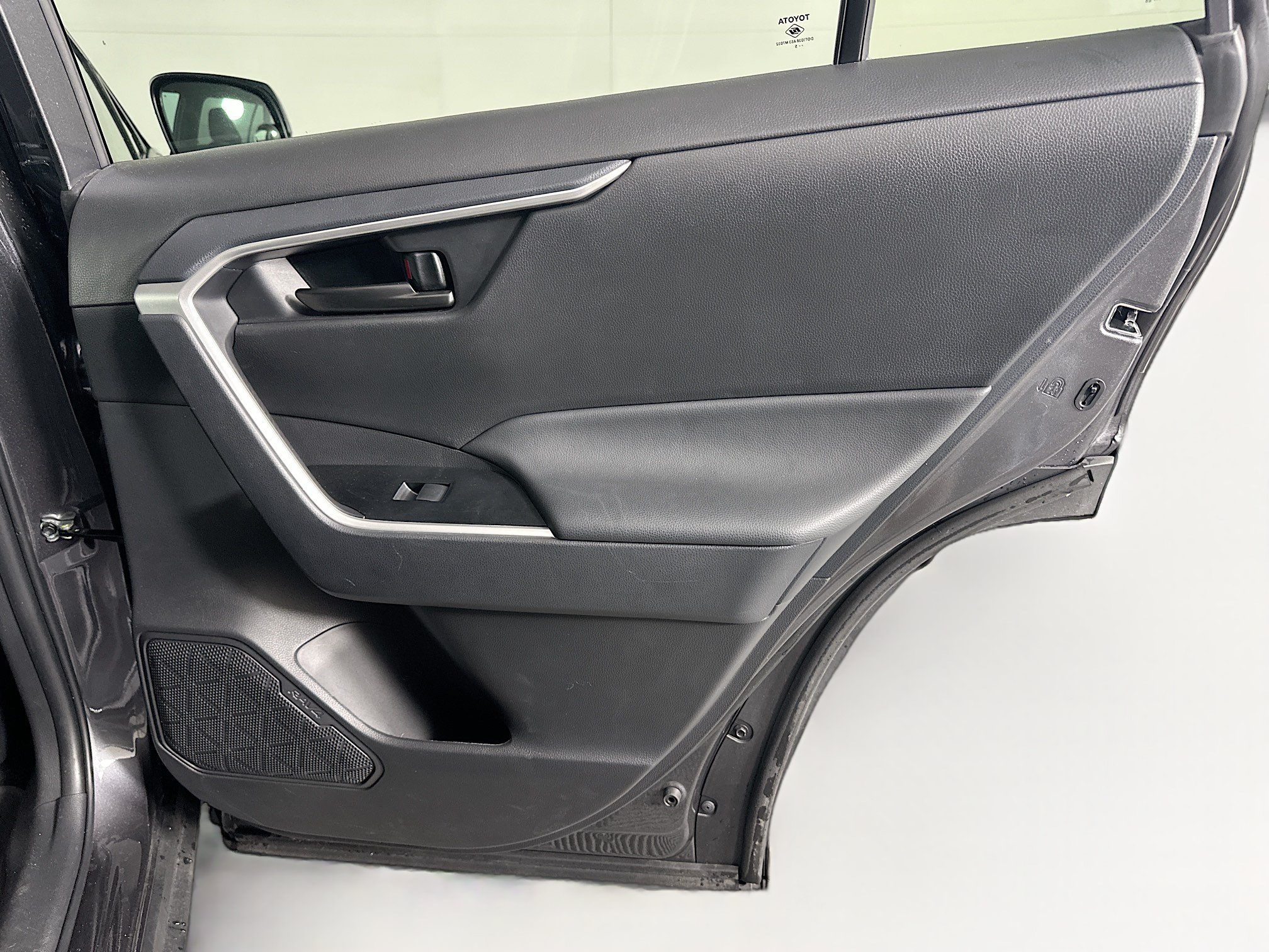 Used 2025 Toyota RAV4 LE FWD image 28