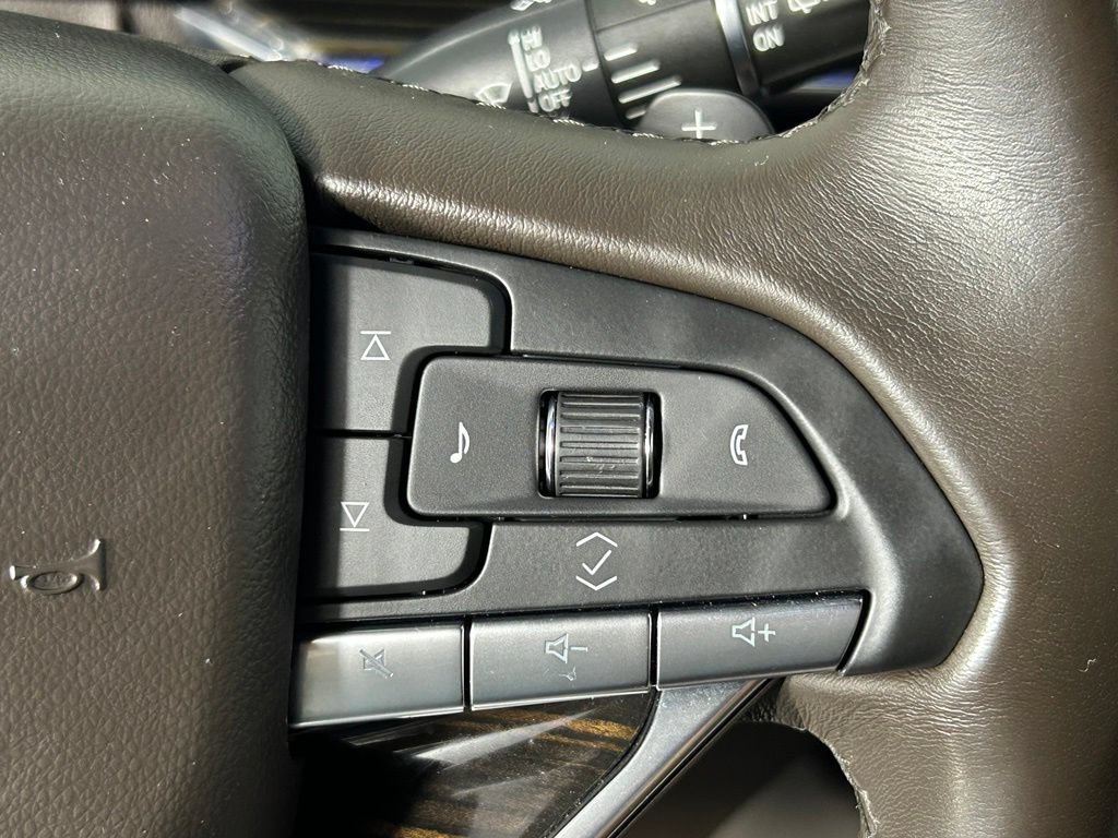 Used 2021 Cadillac Escalade Sport w/ Driver Assist Tech Package AWD/4WD image 33