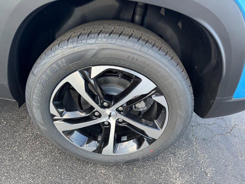 New 2026 Chevrolet Trax RS FWD image 28