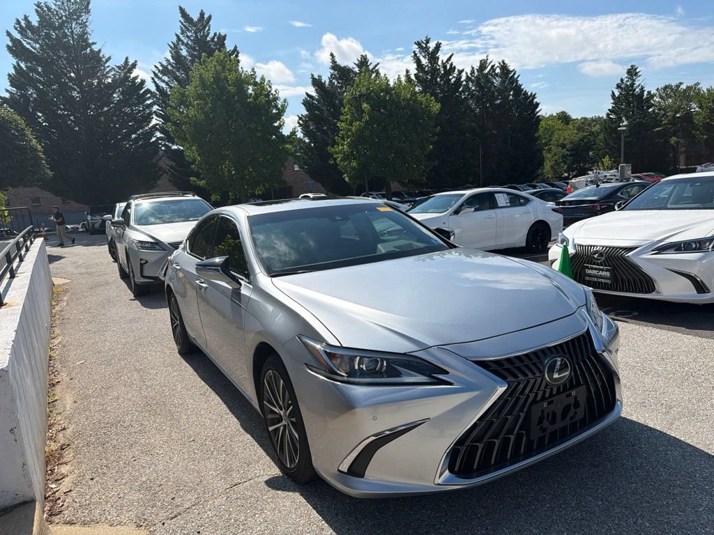 Certified 2025 Lexus ES 350 w/ Premium Package FWD image 9