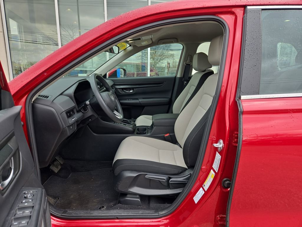 Used 2024 Honda CR-V LX image 13