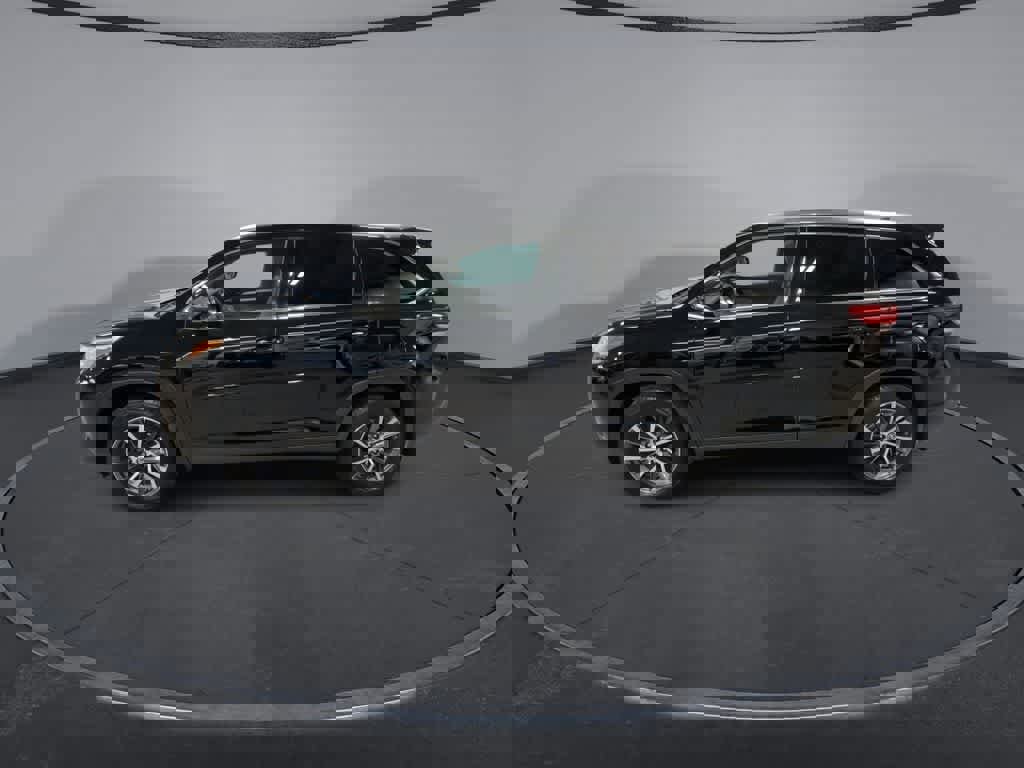 Used 2019 Toyota Highlander XLE w/ Protection Package #3 AWD/4WD image 5