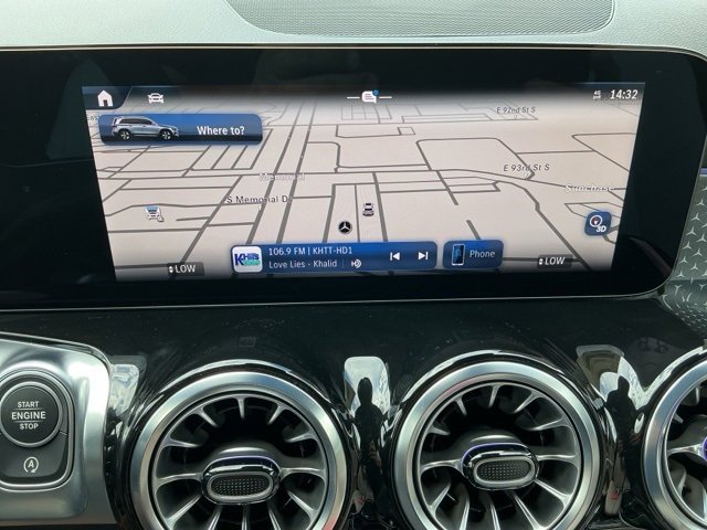 New 2025 Mercedes-Benz GLB 250 image 33