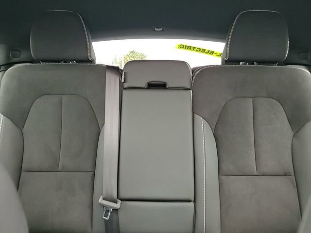 Used 2023 Volvo C40 P8 Recharge Ultimate image 26