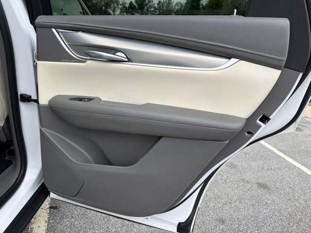 Certified 2023 Cadillac XT5 Premium Luxury AWD/4WD image 16