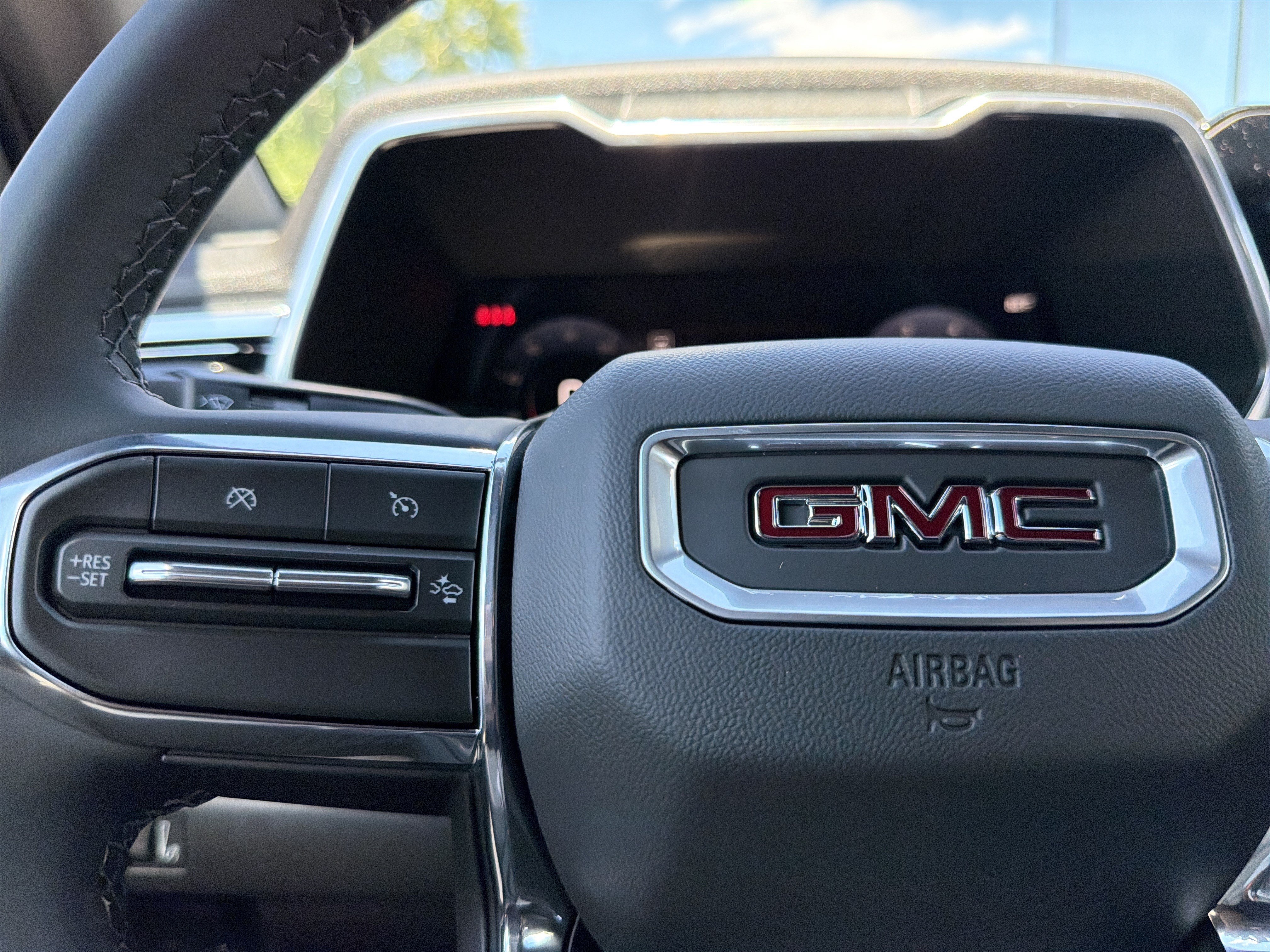 New 2026 GMC Canyon Elevation w/ Convenience Package RWD image 28