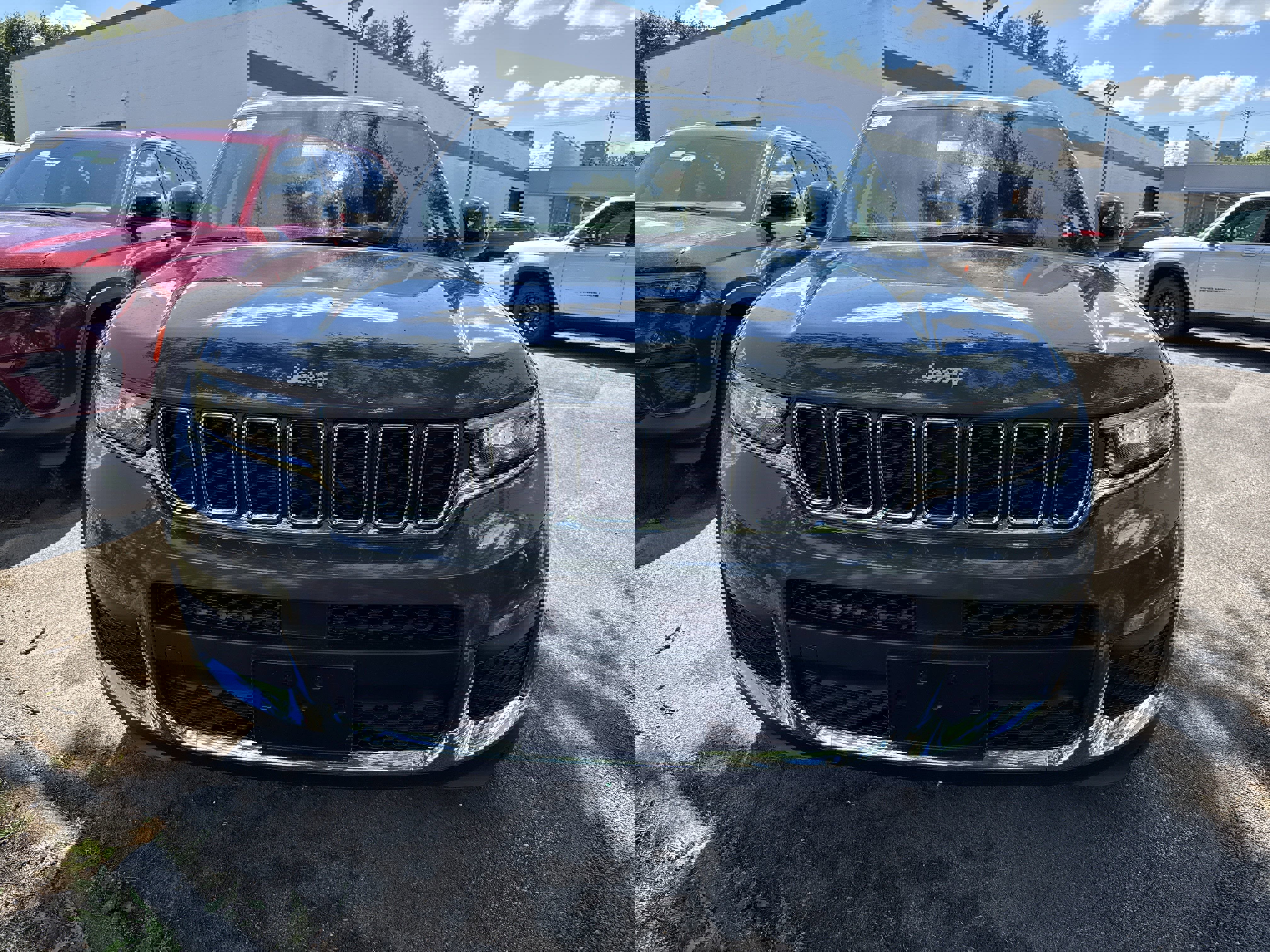 New 2025 Jeep Grand Cherokee L Laredo w/ Luxury Tech Group I image 3