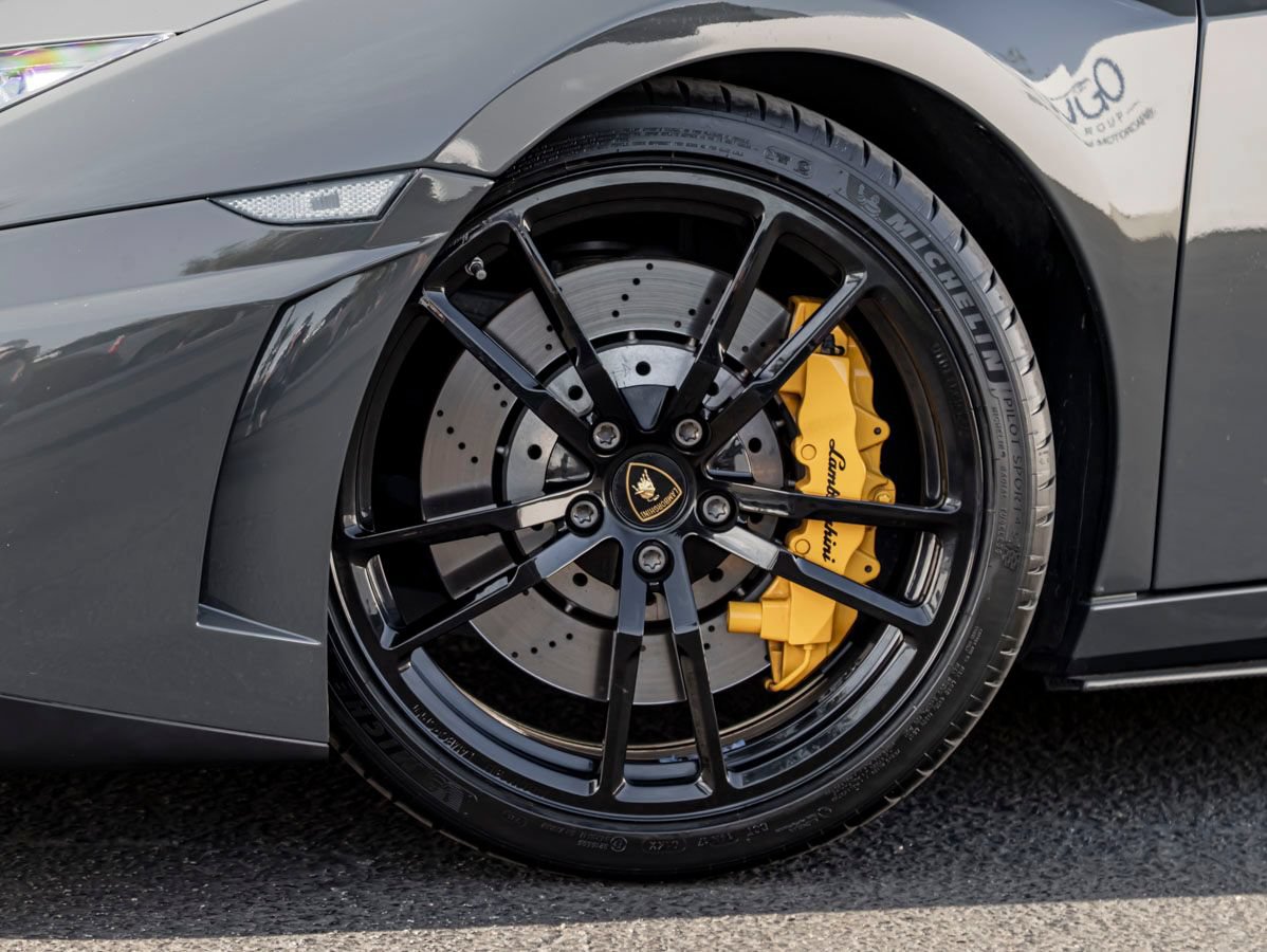 Used 2012 Lamborghini Gallardo LP 570-4 Performante AWD/4WD image 14