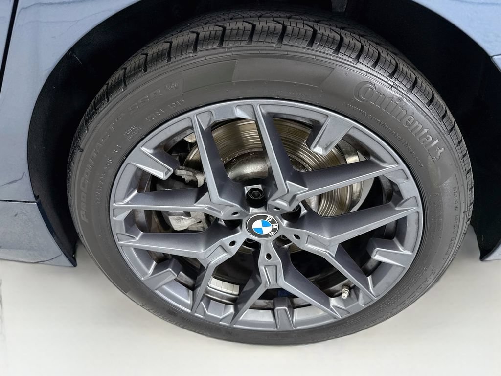 Certified 2025 BMW 330i xDrive Sedan w/ Premium Package AWD/4WD image 30