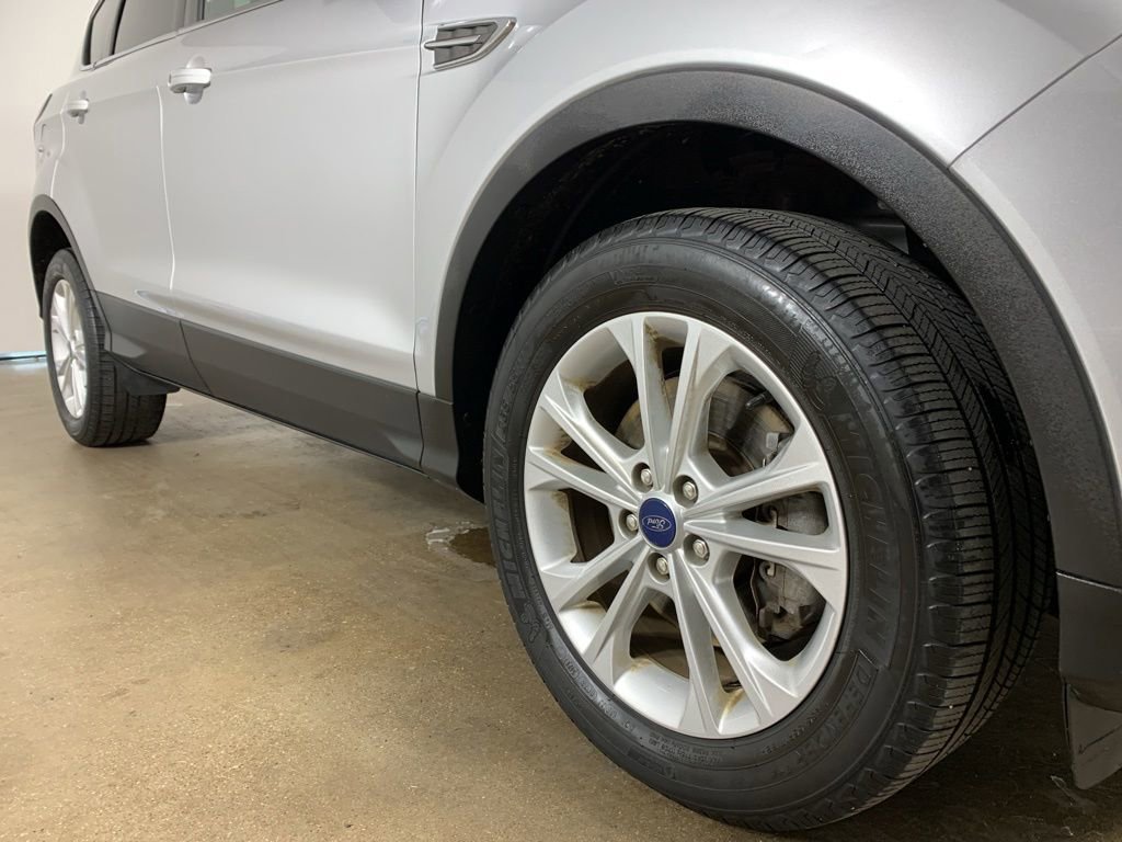 Used 2019 Ford Escape SEL AWD/4WD image 6