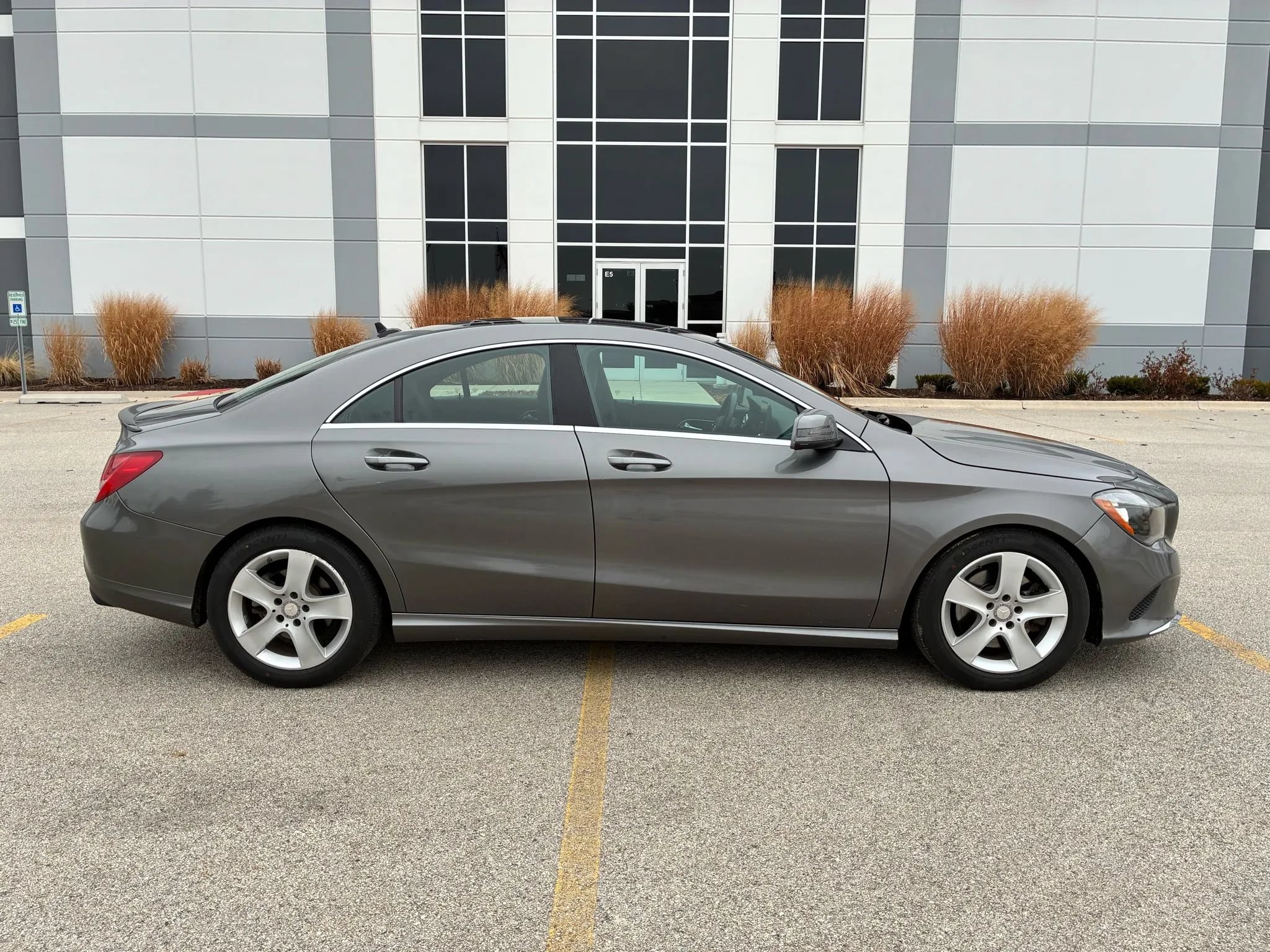 Used 2017 Mercedes-Benz CLA 250 4MATIC w/ Premium 1 Package image 4