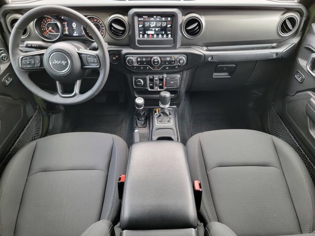 Certified 2023 Jeep Gladiator Sport AWD/4WD image 26
