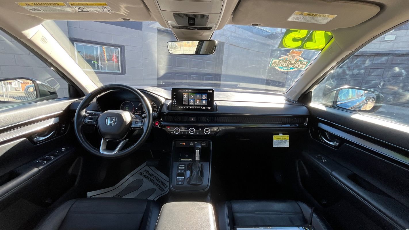 Used 2025 Honda CR-V EX-L image 17