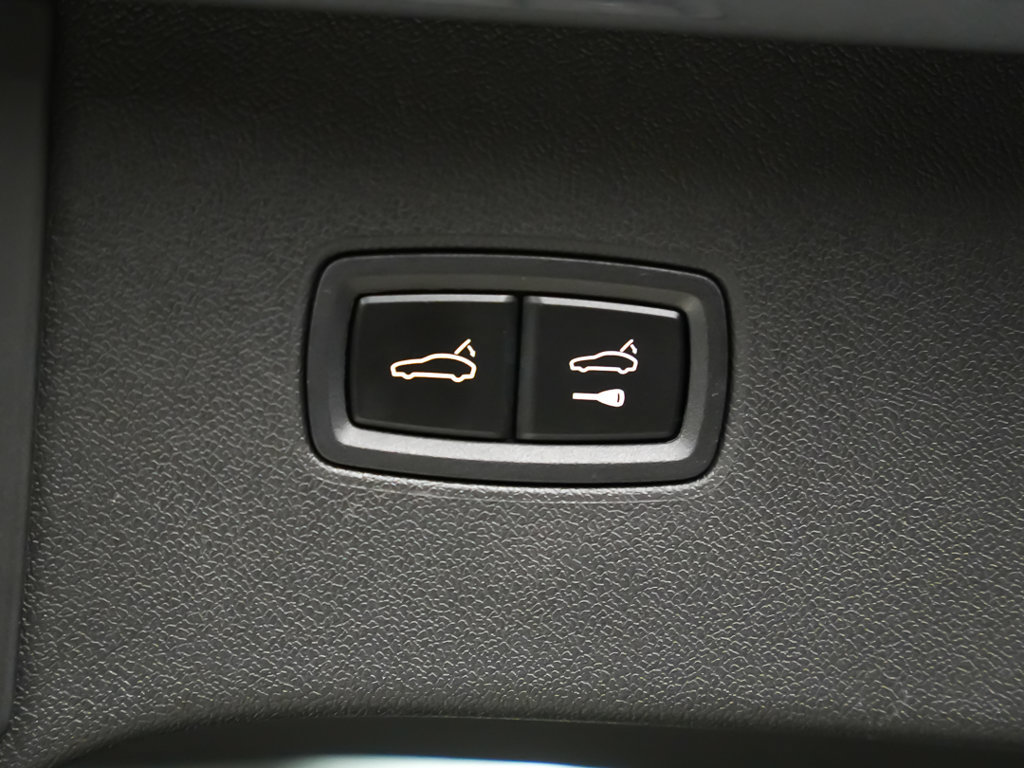 New 2026 Porsche Cayenne GTS w/ Premium Package Plus AWD/4WD image 14