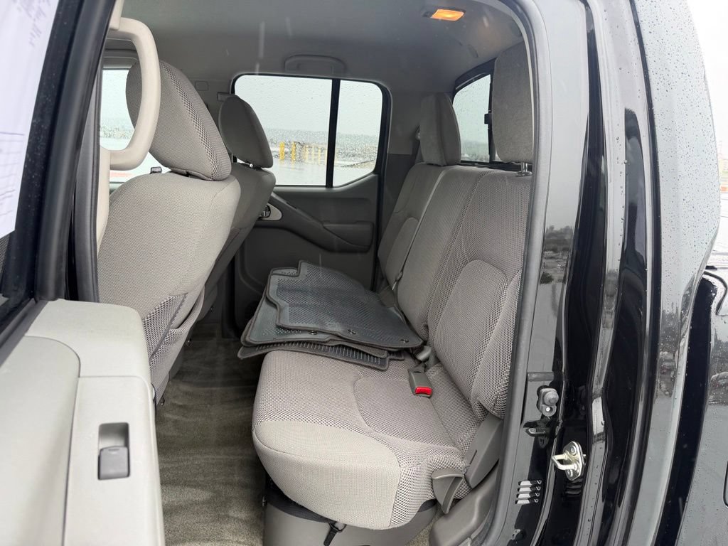 Used 2017 Nissan Frontier SV AWD/4WD image 10