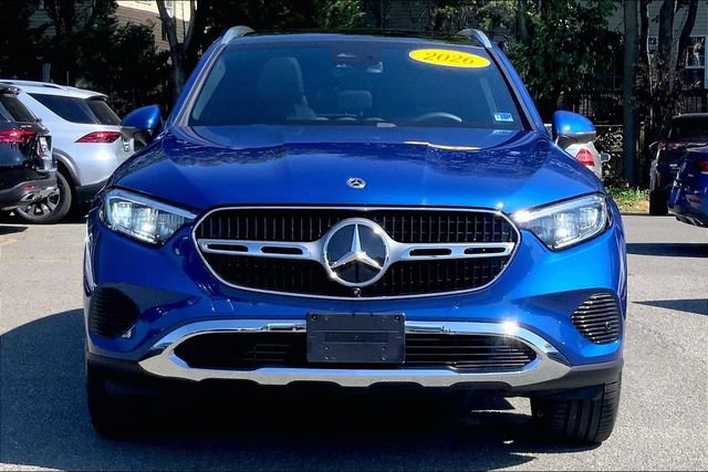 Used 2026 Mercedes-Benz GLC 300 4MATIC image 2