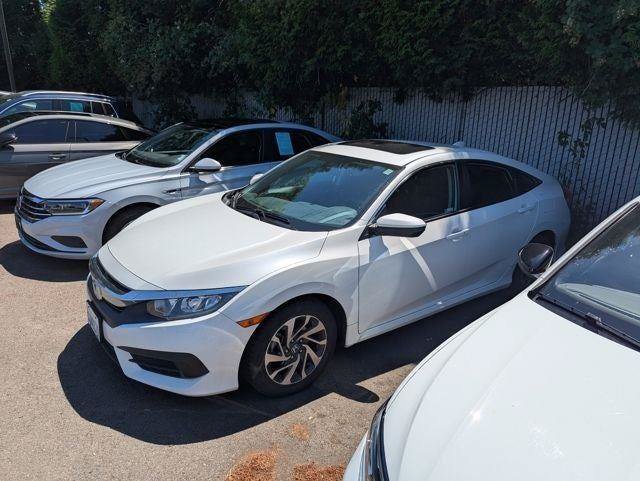 Used 2018 Honda Civic EX image 2