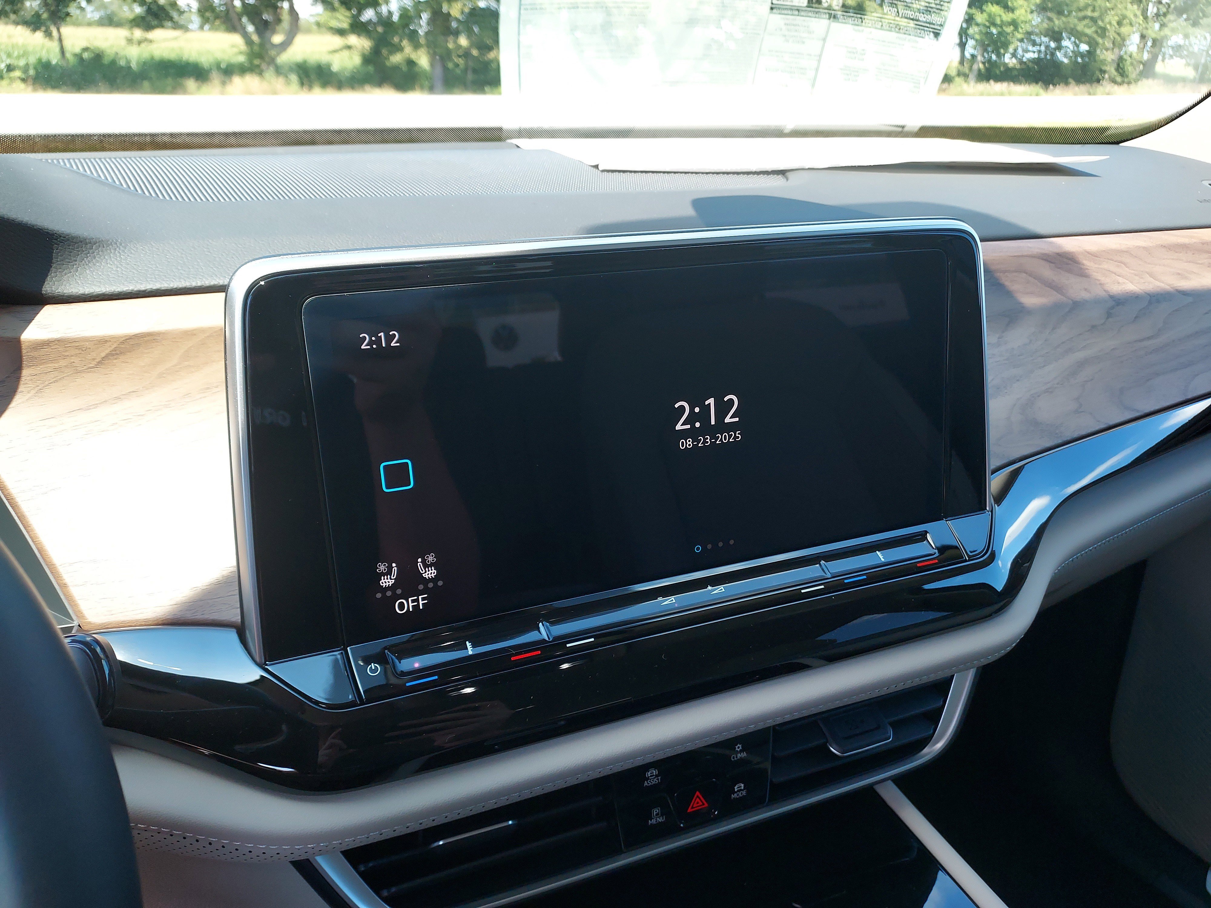 New 2026 Volkswagen Atlas SE image 27