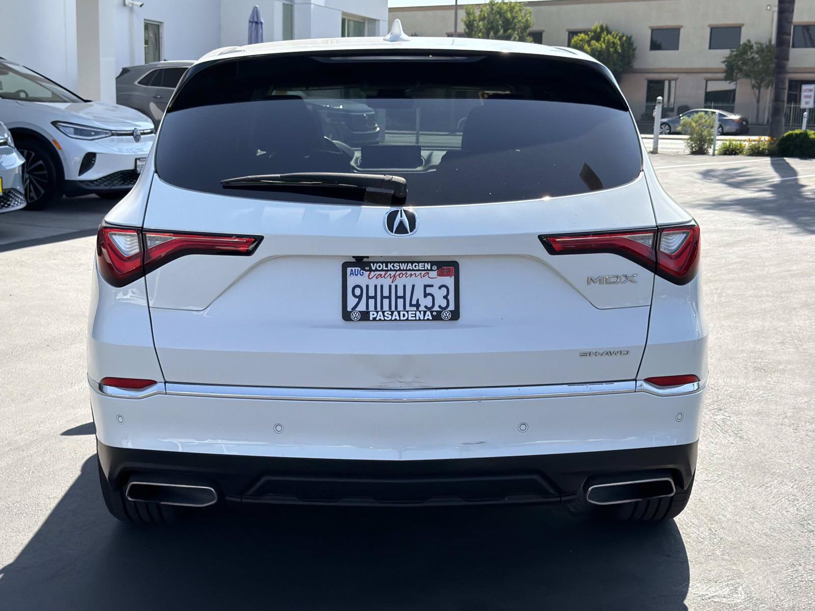 Used 2023 Acura MDX w/ Technology Package AWD/4WD image 4