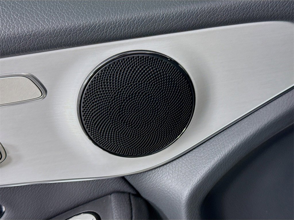 Used 2021 Mercedes-Benz GLC 300 4MATIC image 19