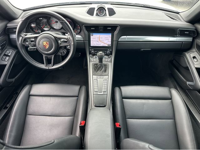 Used 2017 Porsche 911 Carrera S image 19