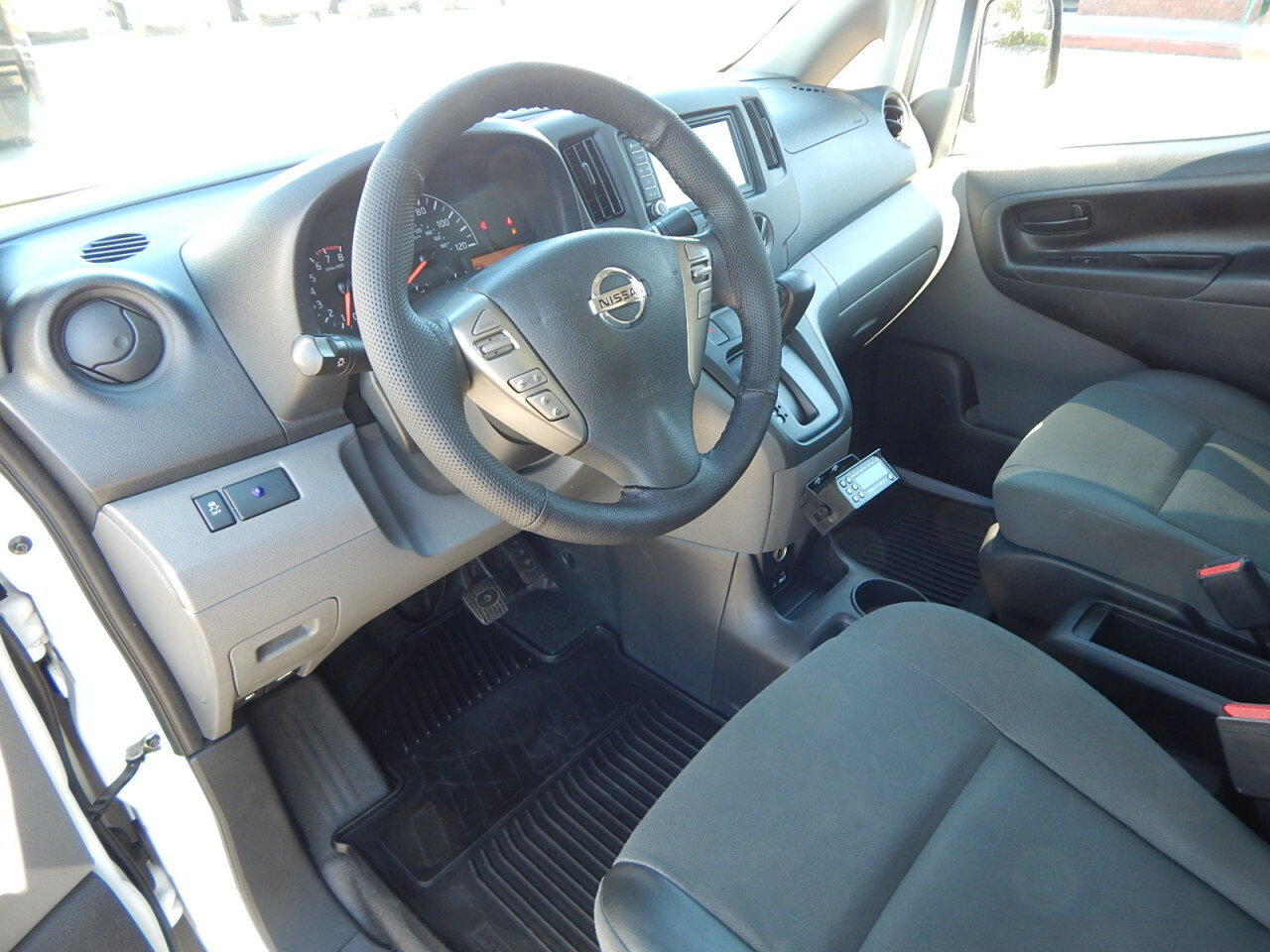 Used 2021 Nissan NV200 S FWD image 16