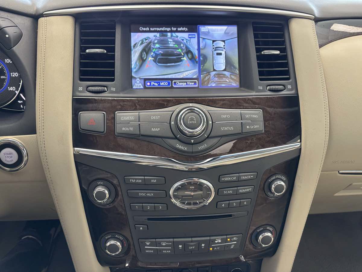 Used 2014 INFINITI QX80 2WD w/ Deluxe Touring Package image 18