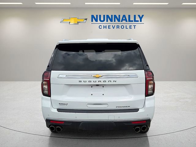 Used 2022 Chevrolet Suburban Premier RWD image 4