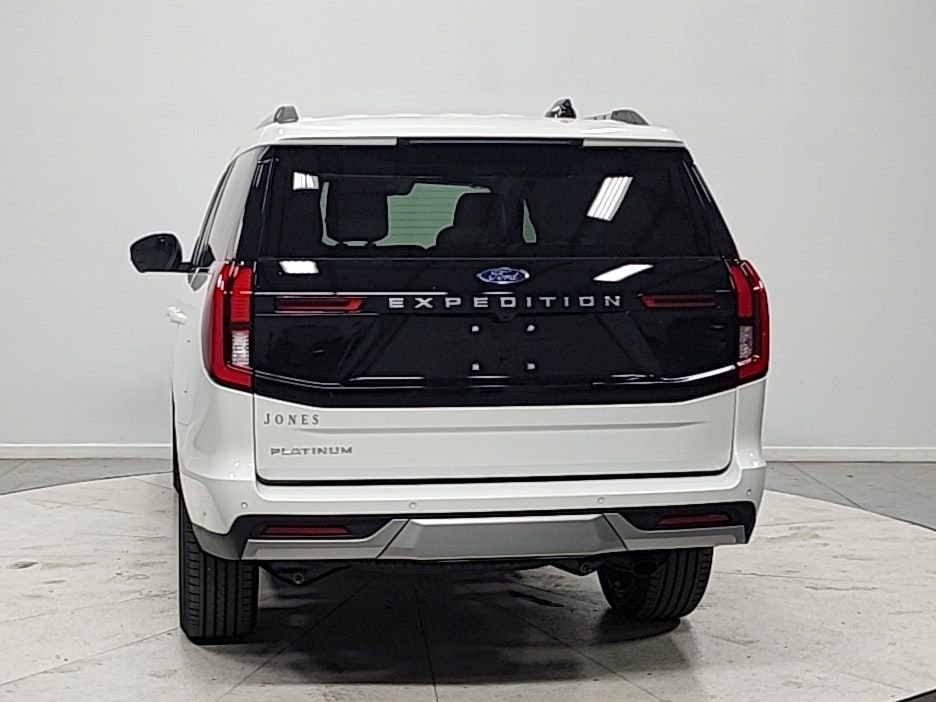 New 2026 Ford Expedition Platinum image 6