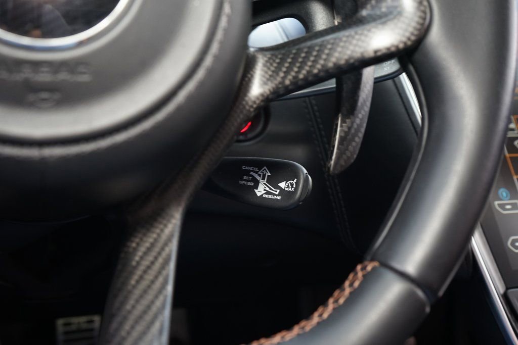 Used 2018 McLaren 570S Spider image 25