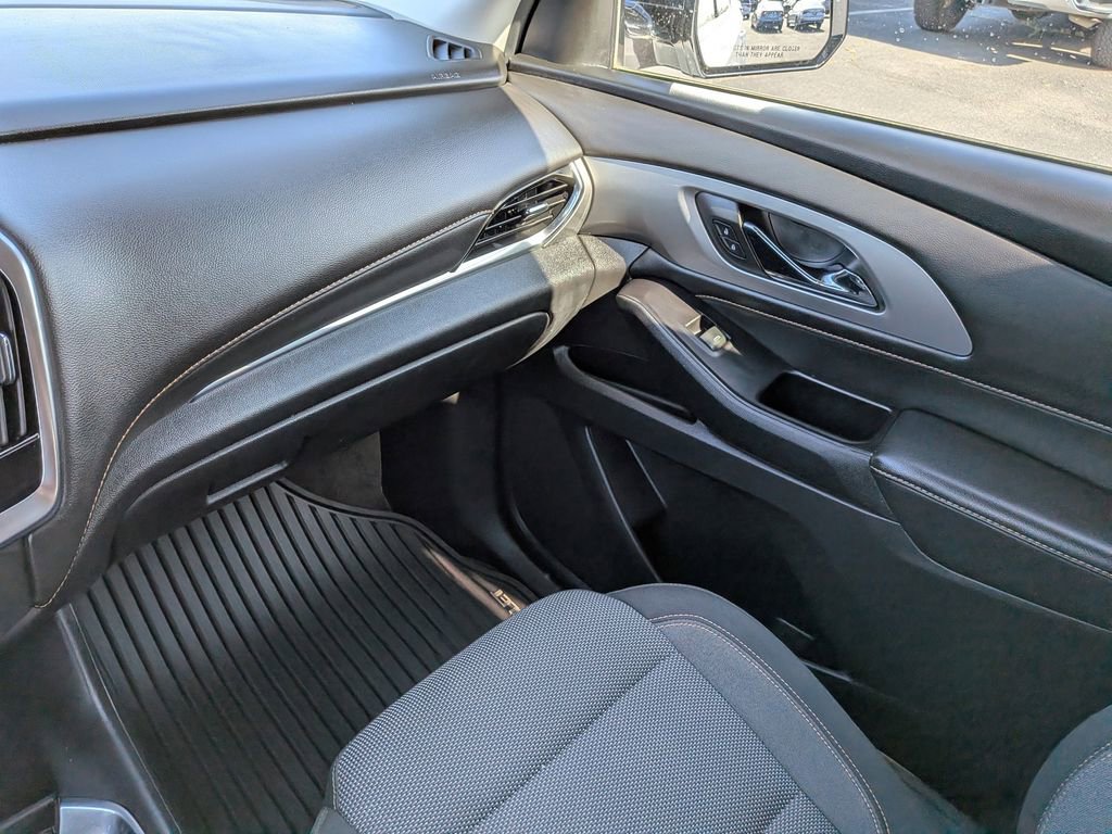 Used 2019 Chevrolet Traverse LS image 18