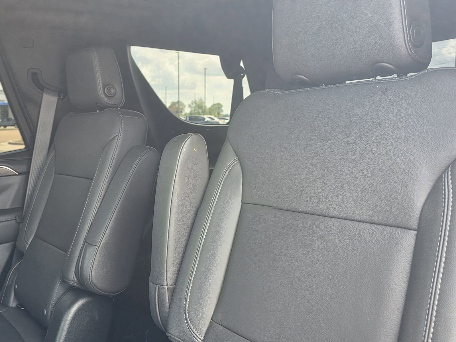Used 2023 Chevrolet Tahoe LT w/ Luxury Package image 27