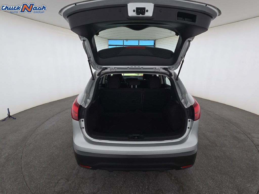 Used 2018 Nissan Rogue Sport S FWD image 29