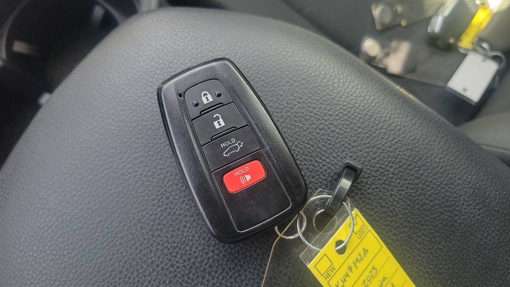 Used 2023 Toyota RAV4 XLE w/ Convenience Package FWD image 28