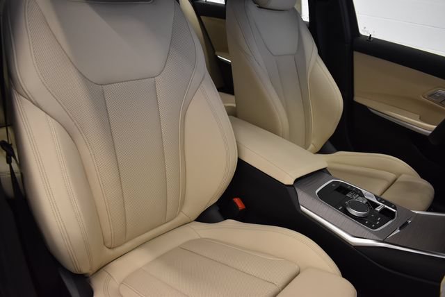 New 2026 BMW 330i xDrive Sedan w/ Premium Package AWD/4WD image 6