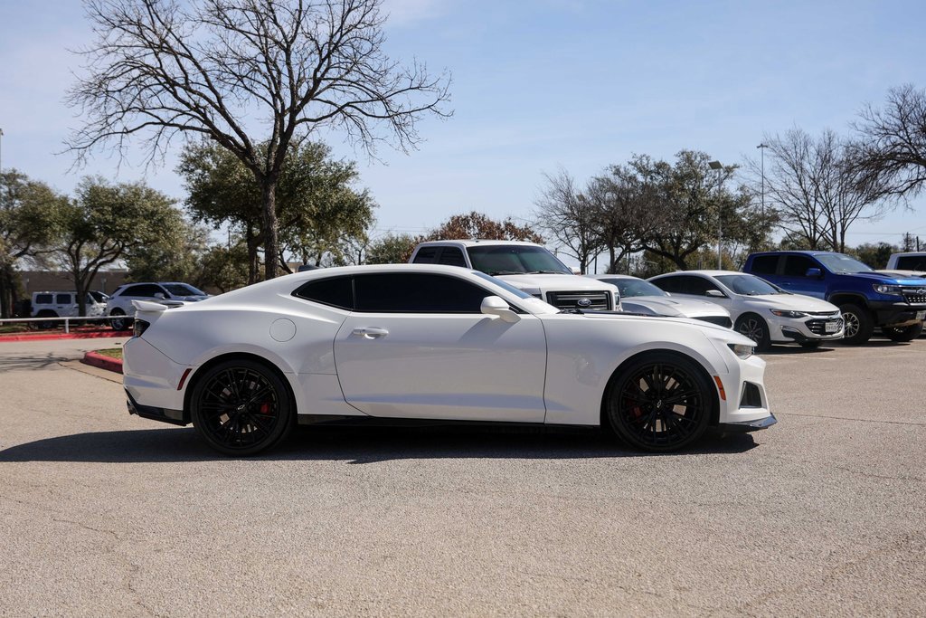 Used 2021 Chevrolet Camaro ZL1 image 5