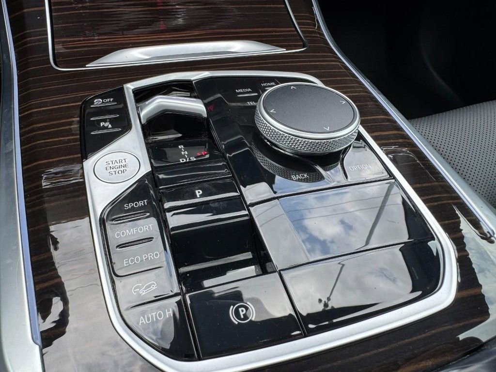 Used 2026 BMW X5 xDrive40i image 17