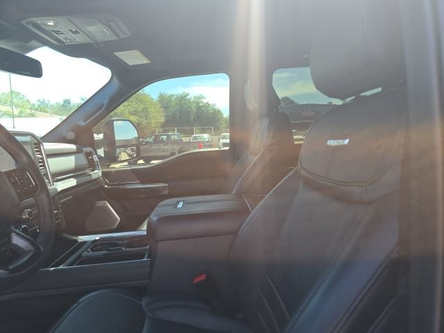 Used 2025 Ford F250 Platinum w/ Tremor Off-Road Package AWD/4WD image 9