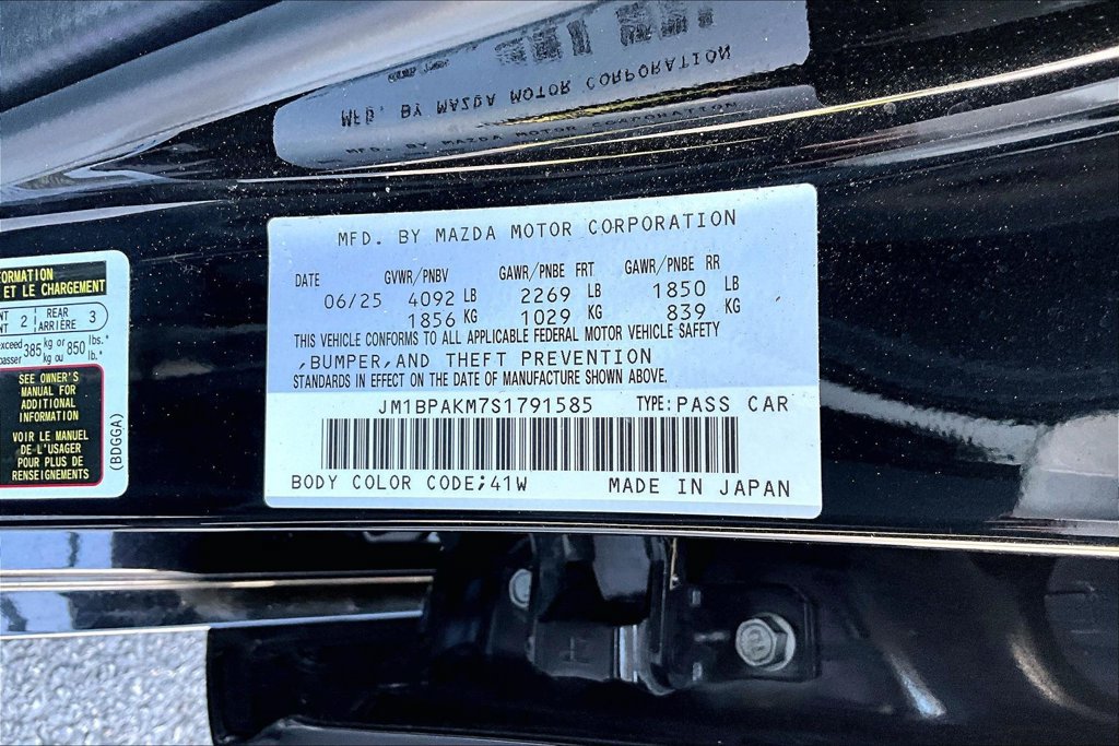 Used 2025 MAZDA MAZDA3 s Sport FWD image 21