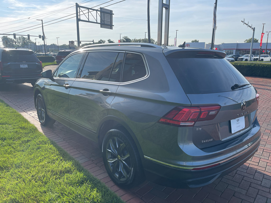 Used 2022 Volkswagen Tiguan SE image 10